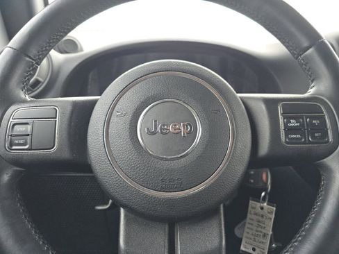 Used 2012 Jeep Wrangler Unlimited Sport image 22