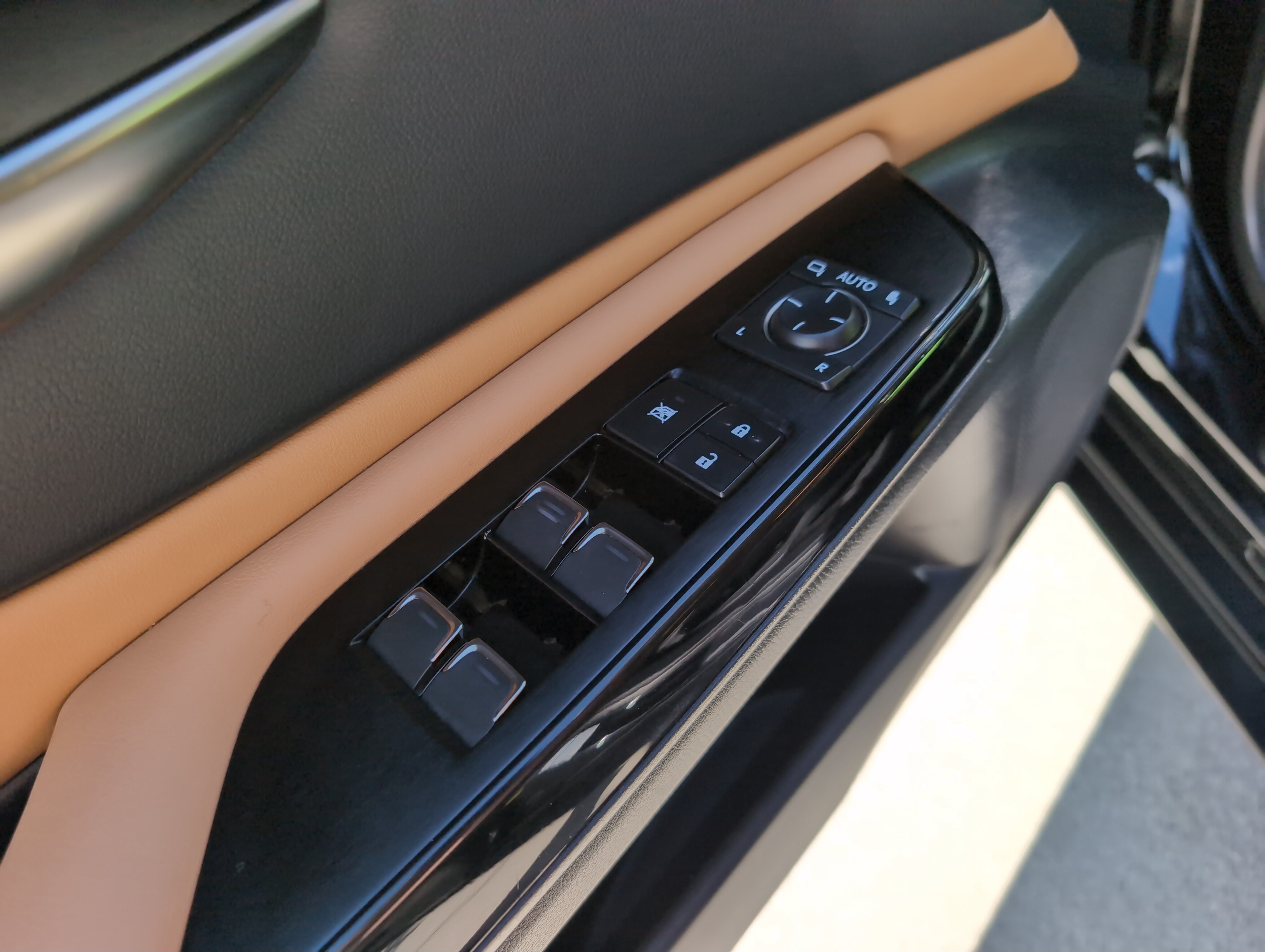 Used 2023 Lexus ES 250 w/ Premium Package AWD/4WD image 15