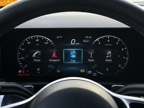 Used 2022 Mercedes-Benz GLB 250 GLB 250 image 17