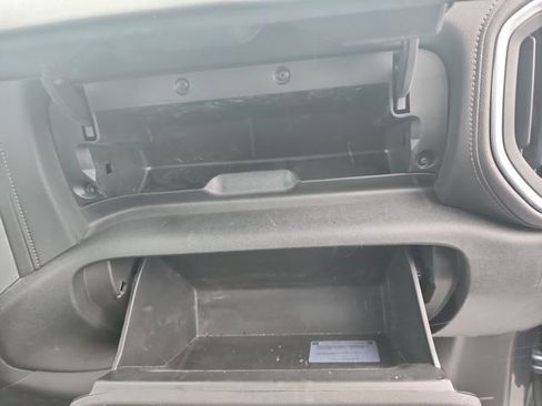 Used 2021 Chevrolet Silverado 1500 LT image 11