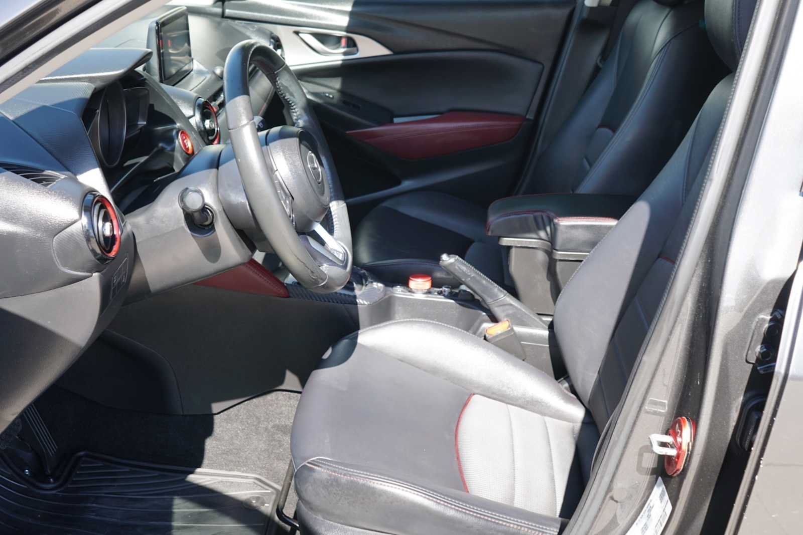 Used 2018 MAZDA CX-3 Touring FWD image 8