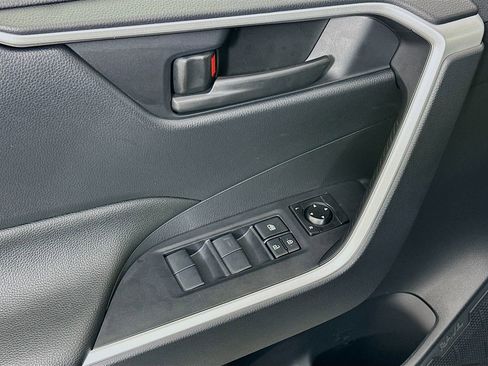 Certified 2025 Toyota RAV4 LE image 17