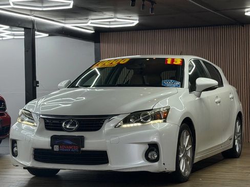 Used 2013 Lexus CT 200h w/ Seat Comfort Pkg FWD image 1