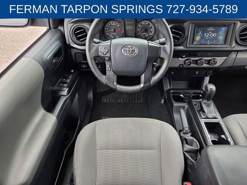 Used 2017 Toyota Tacoma SR image 14