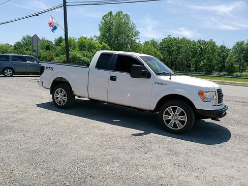 Used 2014 Ford F150 STX w/ Equipment Group 201A Mid AWD/4WD image 9