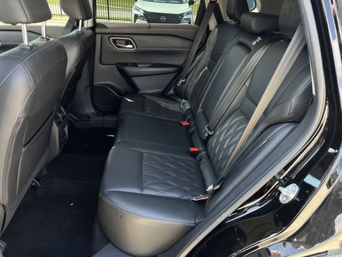 Certified 2023 Nissan Rogue Platinum w/ Platinum Premium Package image 14