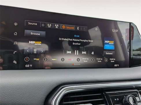 New 2025 Nissan Armada SV image 17