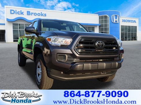 Used 2019 Toyota Tacoma SR w/ SR Convenience Package AWD/4WD image 1