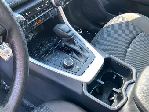 Used 2025 Toyota RAV4 LE AWD/4WD image 22