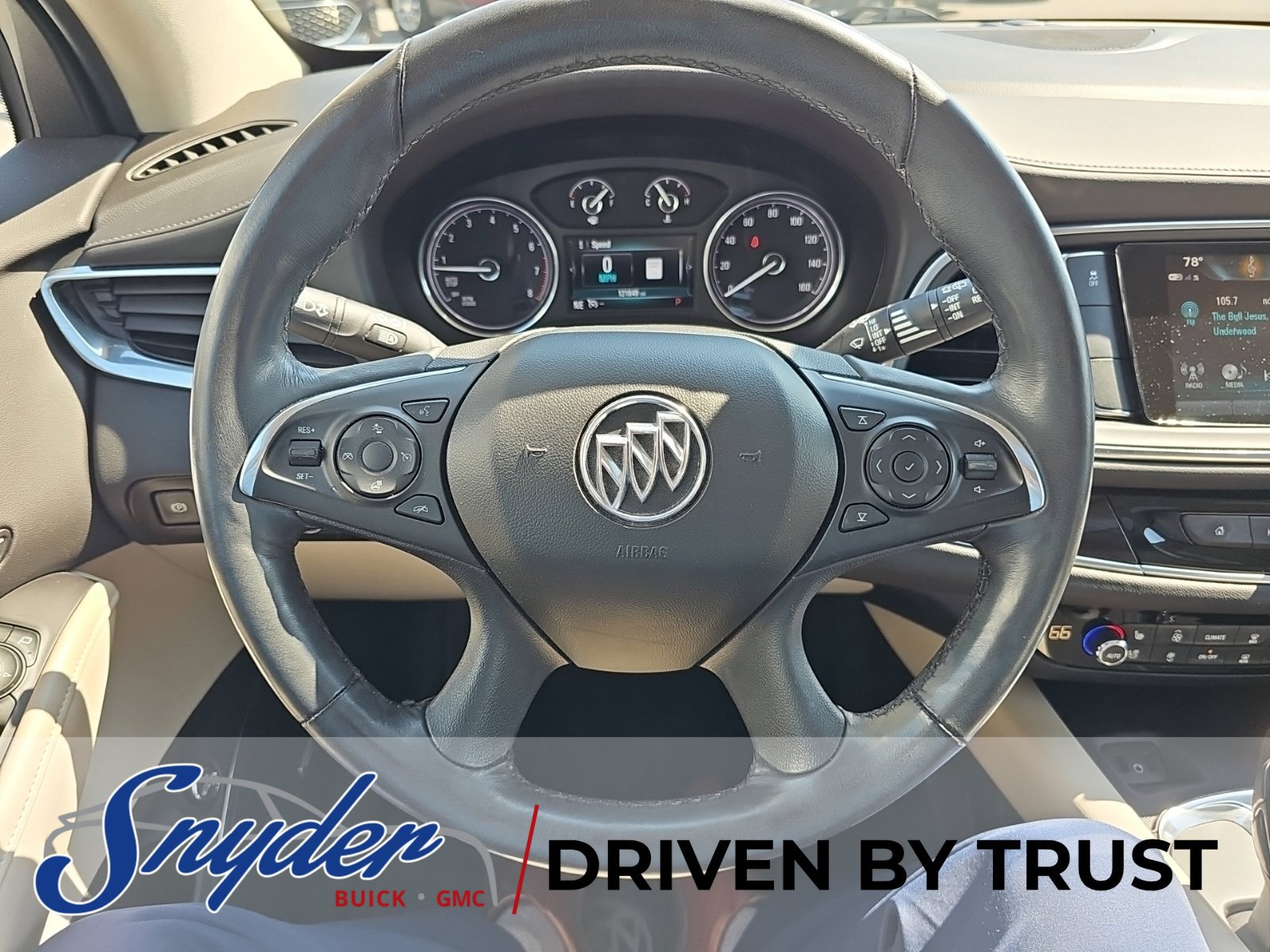 Used 2018 Buick Enclave Premium FWD image 15