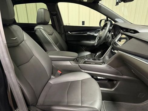 Used 2025 Cadillac XT5 Premium Luxury image 28