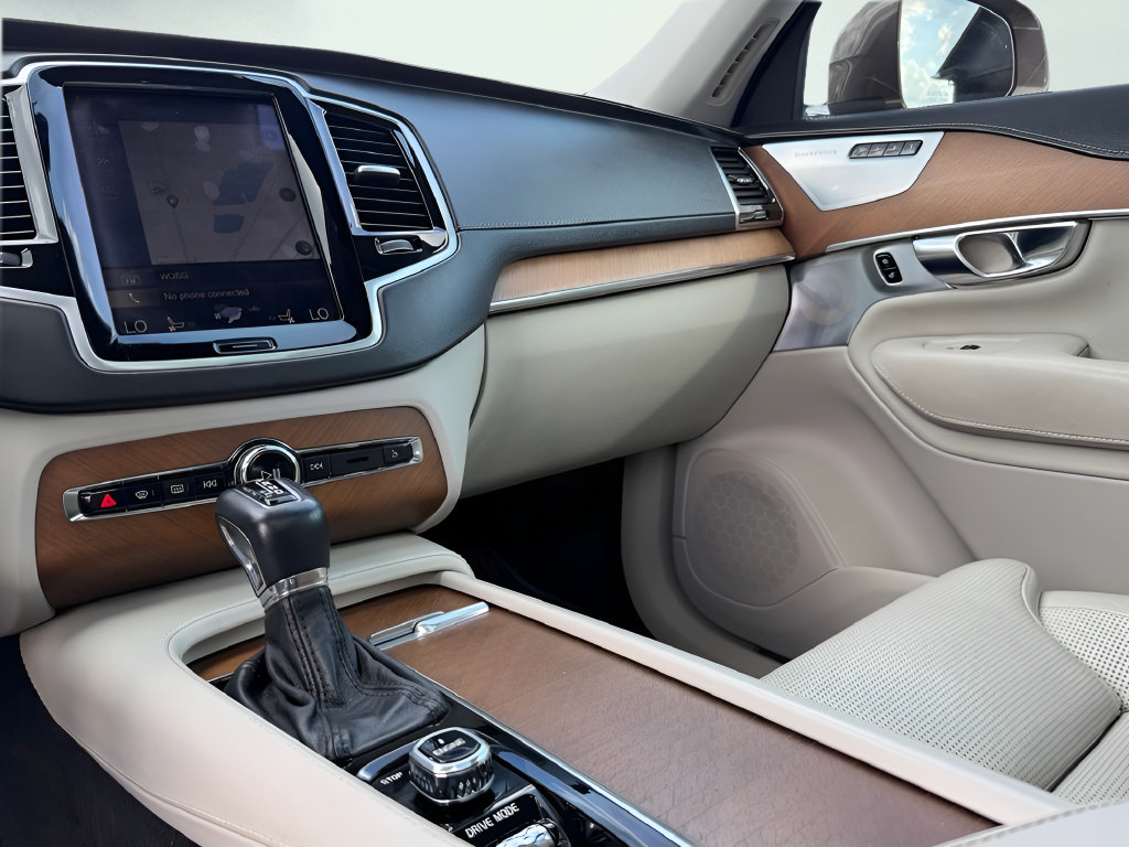 Used 2017 Volvo XC90 T6 Inscription w/ Vision Package AWD/4WD image 52