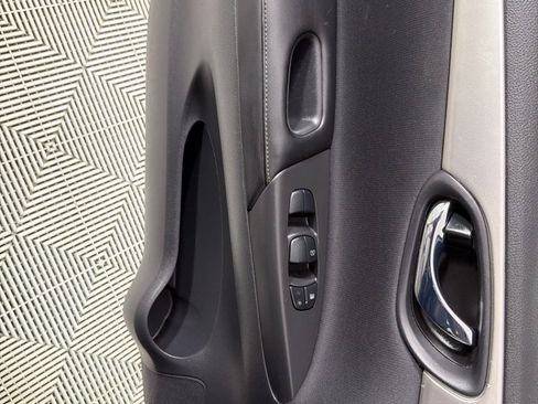 Used 2019 Nissan Sentra S FWD image 9