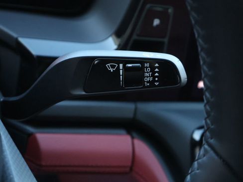 Used 2025 Porsche Panamera GTS image 37