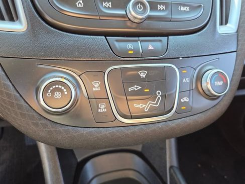 Used 2022 Chevrolet Malibu LS w/ LPO, Convenience Package 2 FWD image 27