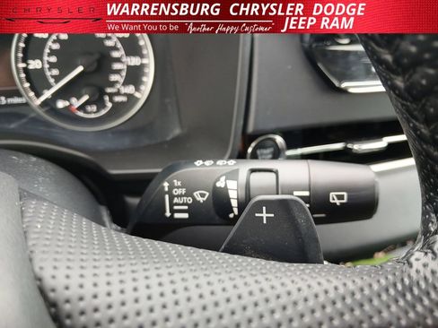Used 2023 Mitsubishi Outlander SE AWD/4WD image 20