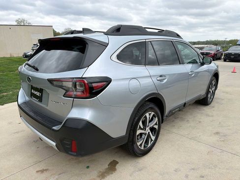 Certified 2022 Subaru Outback Limited AWD/4WD image 6