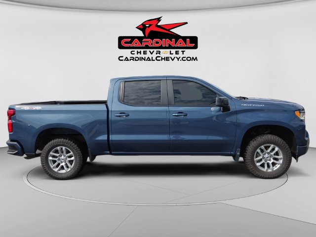 Used 2024 Chevrolet Silverado 1500 RST AWD/4WD image 2