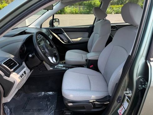 Used 2018 Subaru Forester 2.5i w/ Alloy Wheel Package AWD/4WD image 6