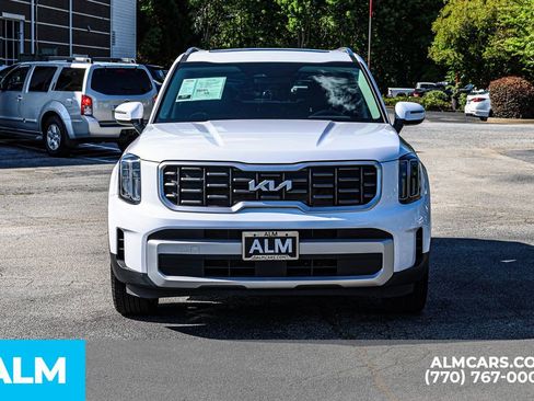 Used 2025 Kia Telluride S FWD image 11