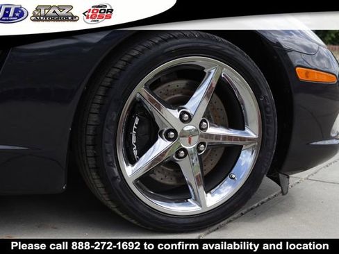 Used 2013 Chevrolet Corvette Convertible w/ 3LT Preferred Equipment Group RWD image 9