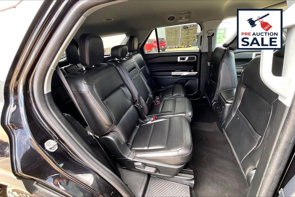 Used 2023 Ford Explorer XLT w/ Equipment Group 202A RWD image 27