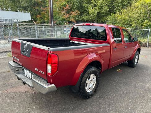 Used 2007 Nissan Frontier SE w/ SE Value Truck Pkg AWD/4WD image 5