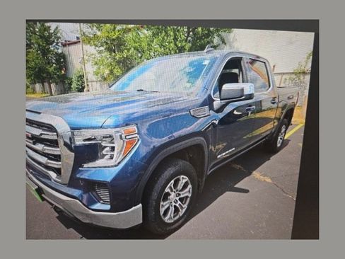 Used 2020 GMC Sierra 1500 SLE w/ SLE Value Package AWD/4WD image 1
