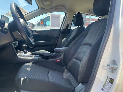 Used 2015 MAZDA MAZDA3 i Touring FWD image 6