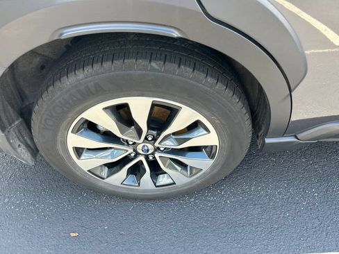 Certified 2024 Subaru Outback Limited AWD/4WD image 14