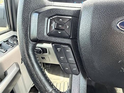 Used 2015 Ford F150 XLT w/ Equipment Group 301A Mid RWD image 35