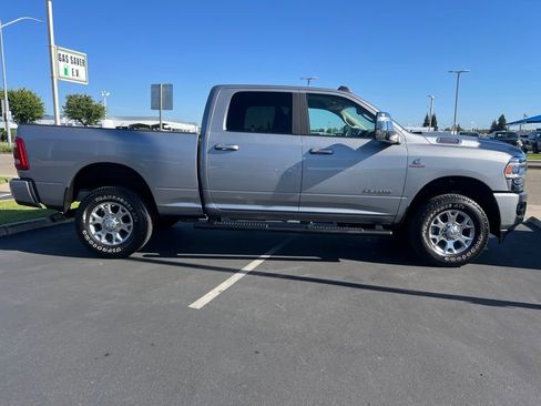 Used 2024 RAM 2500 Laramie AWD/4WD image 13