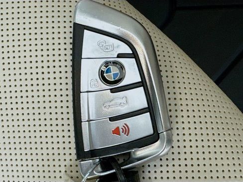 Used 2023 BMW 840i xDrive Coupe AWD/4WD image 38