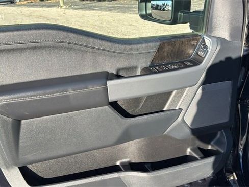 Certified 2021 Ford F150 Lariat w/ Equipment Group 502A High image 9