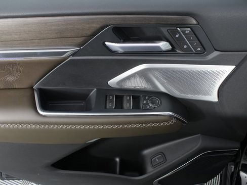 New 2026 GMC Acadia Denali Ultimate image 16