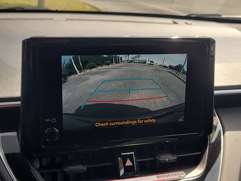 Used 2024 Toyota Corolla Cross AWD Hybrid image 22