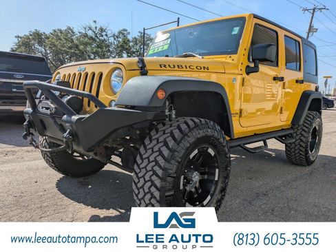 Used 2015 Jeep Wrangler Unlimited Rubicon w/ Connectivity Group image 8