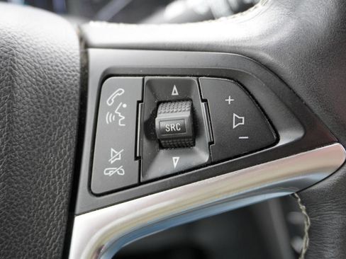 Used 2017 Buick Encore Essence FWD image 13