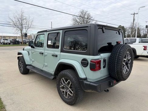 Used 2024 Jeep Wrangler Sahara w/ Safety Group image 7