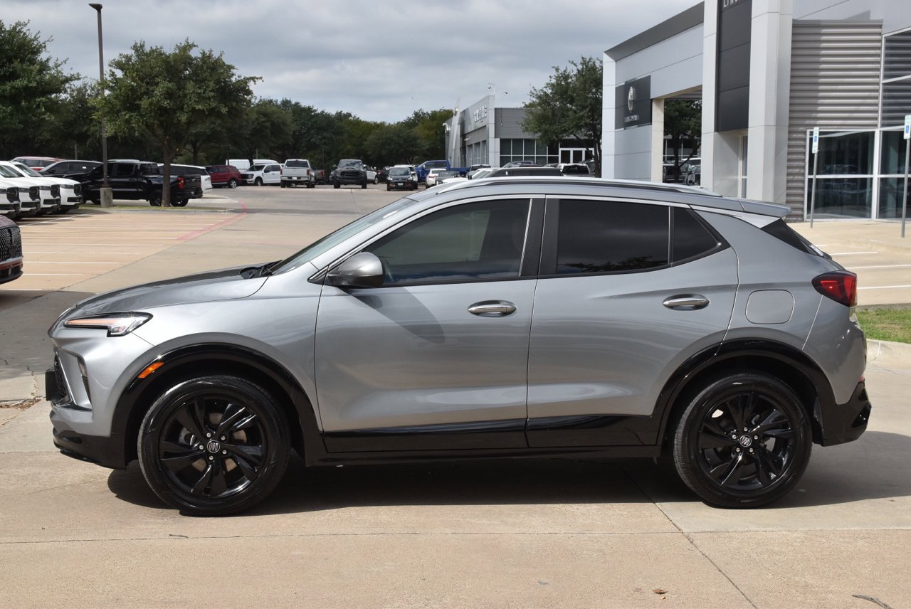 Used 2024 Buick Encore GX Sport Touring w/ Comfort Package FWD image 12