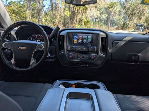 Used 2018 Chevrolet Silverado 1500 LT w/ All Star Edition image 9