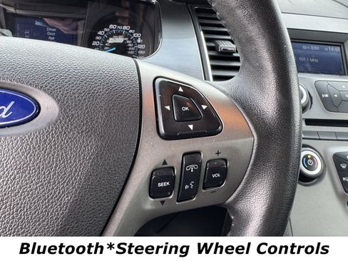 Used 2016 Ford Taurus SEL image 8