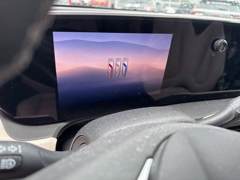 Used 2024 Buick Encore GX Avenir w/ Avenir Convenience Package image 7