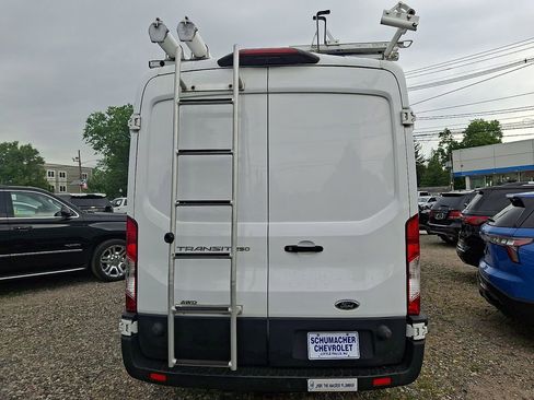 Used 2020 Ford Transit 250 Medium Roof AWD w/ Load Area Protection Package image 7