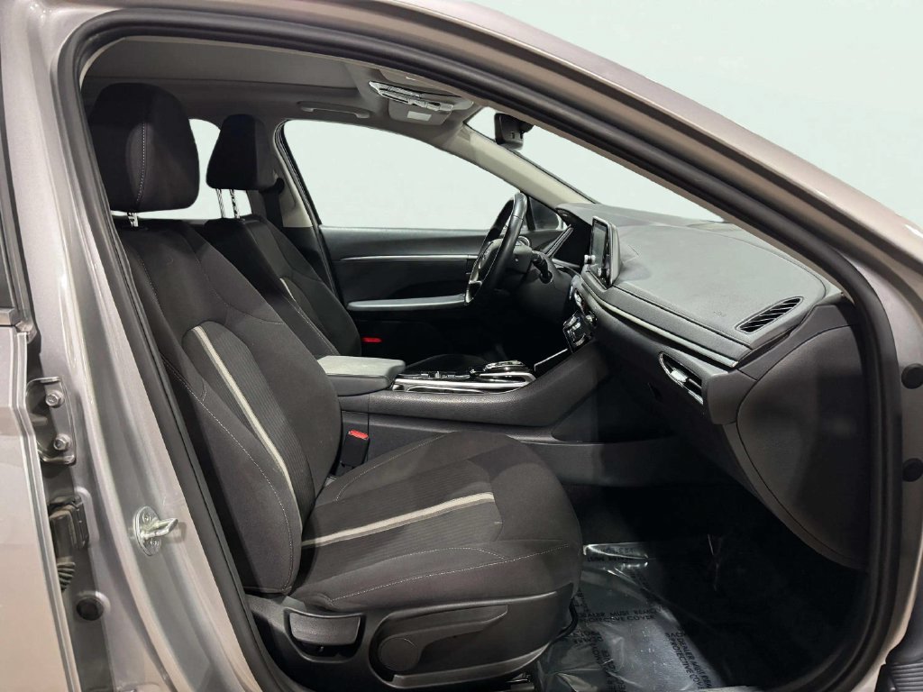 Used 2022 Hyundai Sonata SEL w/ Convenience Package FWD image 25