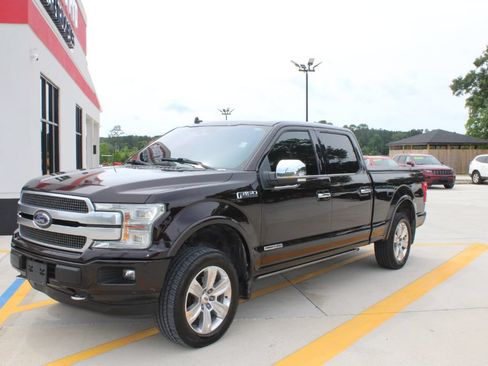 Used 2018 Ford F150 Platinum w/ Equipment Group 701A Luxury AWD/4WD image 7