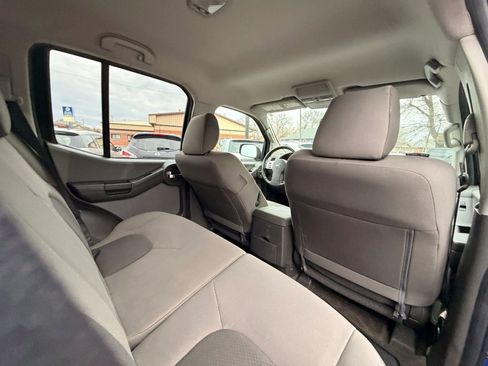 Used 2015 Nissan Xterra S w/ Value Package image 24