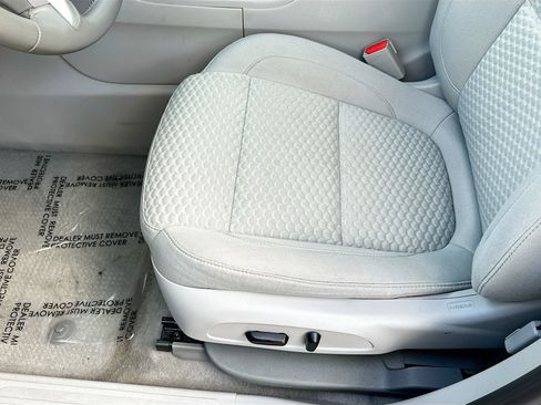 Used 2018 GMC Acadia SLE w/ Driver Alert Package I image 18