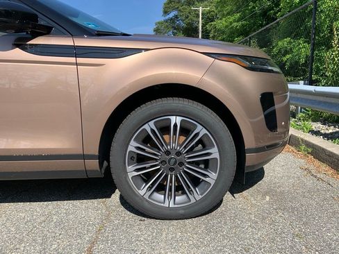 Certified 2024 Land Rover Range Rover Evoque S image 9