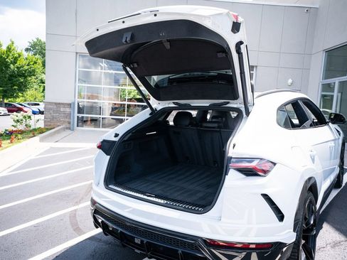 Used 2019 Lamborghini Urus AWD/4WD image 53